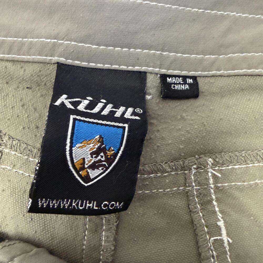 Kuhl Shorts Mens 32 Beige Cargo Hiking Outdoor Performance Stretch 11 Inseam - Picture 8 of 16